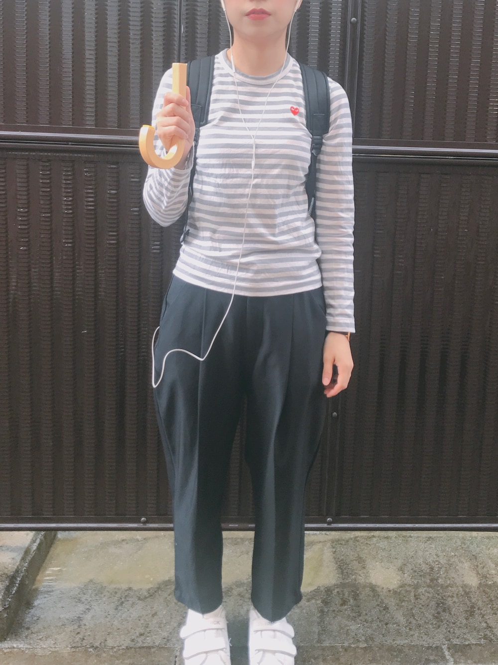 「毎日の記録、絶対的エース、PLAY comme des garcons、ギャルソン、May、rainyday」｜「PLAY COMME des GARCONSのアイテム（Tシャツ/カットソー、グレー系）」を使った、毎日の記録さん（レディース・153cm）の春コーディネートの1枚目の写真
