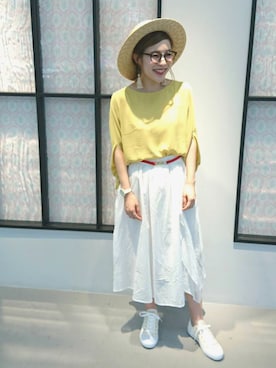 「earth music&ecology（アースミュージックアンドエコロジー）のアイテム（ハット、ブラック系）」を使った、おまおさん（レディース・151cm）の春コーディネート