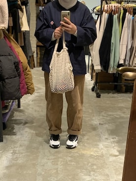「メンズライク女子」｜「アイテム（ノーカラージャケット）」を使った、べるちゃんさん（レディース・147cm）の秋コーディネート
