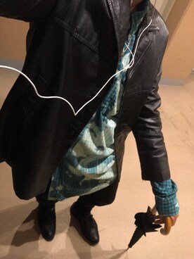 「雨」｜「アイテム（チェスターコート）」を使った、hidetoさん（メンズ・170cm）の秋コーディネート