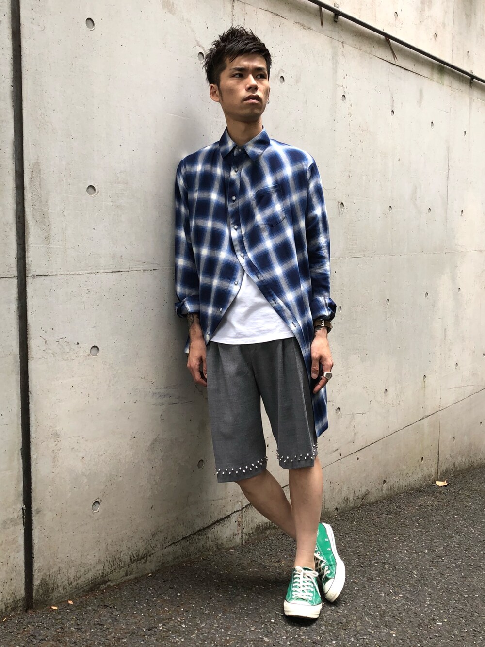 「夏コーデ、DISCOVERED、ANSEASON、ANREALAGE、ショーツ、ネルシャツ」｜「ANSEASON ANREALAGEのanseason オンブレーチェックボールシャツ（シャツ/ブラウス、ブルー系）」を使った、MIDWEST_ECさん（メンズ・174cm）の夏コーディネートの1枚目の写真