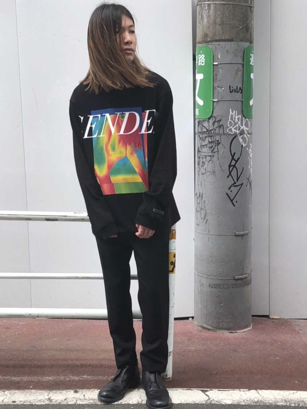 「今日のコーデ、ブラック、秋コーデ、黒、ブラックコーデ、black、ロンT、スラックス、ootd、CHRISTIAN DADA」｜「CHRISTIAN DADAのCHRISTIAN DADA “GENDER Print” タートルネックロングスリーブカットソー（Tシャツ/カットソー、ブラック系）」を使った、MIDWEST_ECさん（メンズ・173cm）の夏コーディネートの1枚目の写真