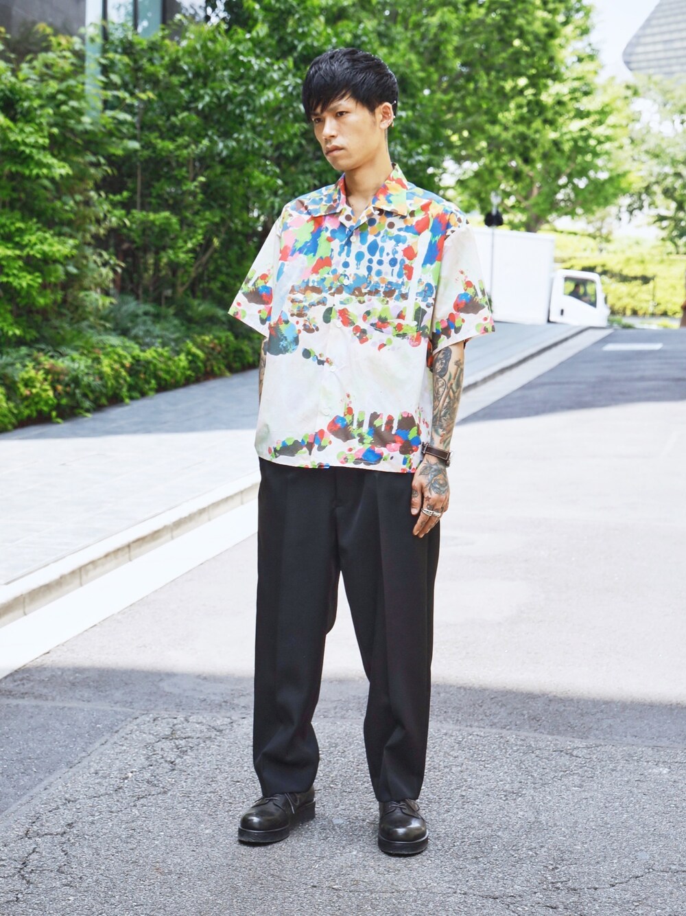 「DISCOVERED、MIDWEST、シャツスタイル、スラックス、PADRONE、DRESSEDUNDRSSED、なつこーで、夏コーデ」｜「DISCOVEREDのDISCOVERED “ESQUISSE”プリントショートスリーブシャツ（シャツ/ブラウス、その他）」を使った、MIDWEST_ECさん（メンズ・174cm）の夏コーディネートの1枚目の写真