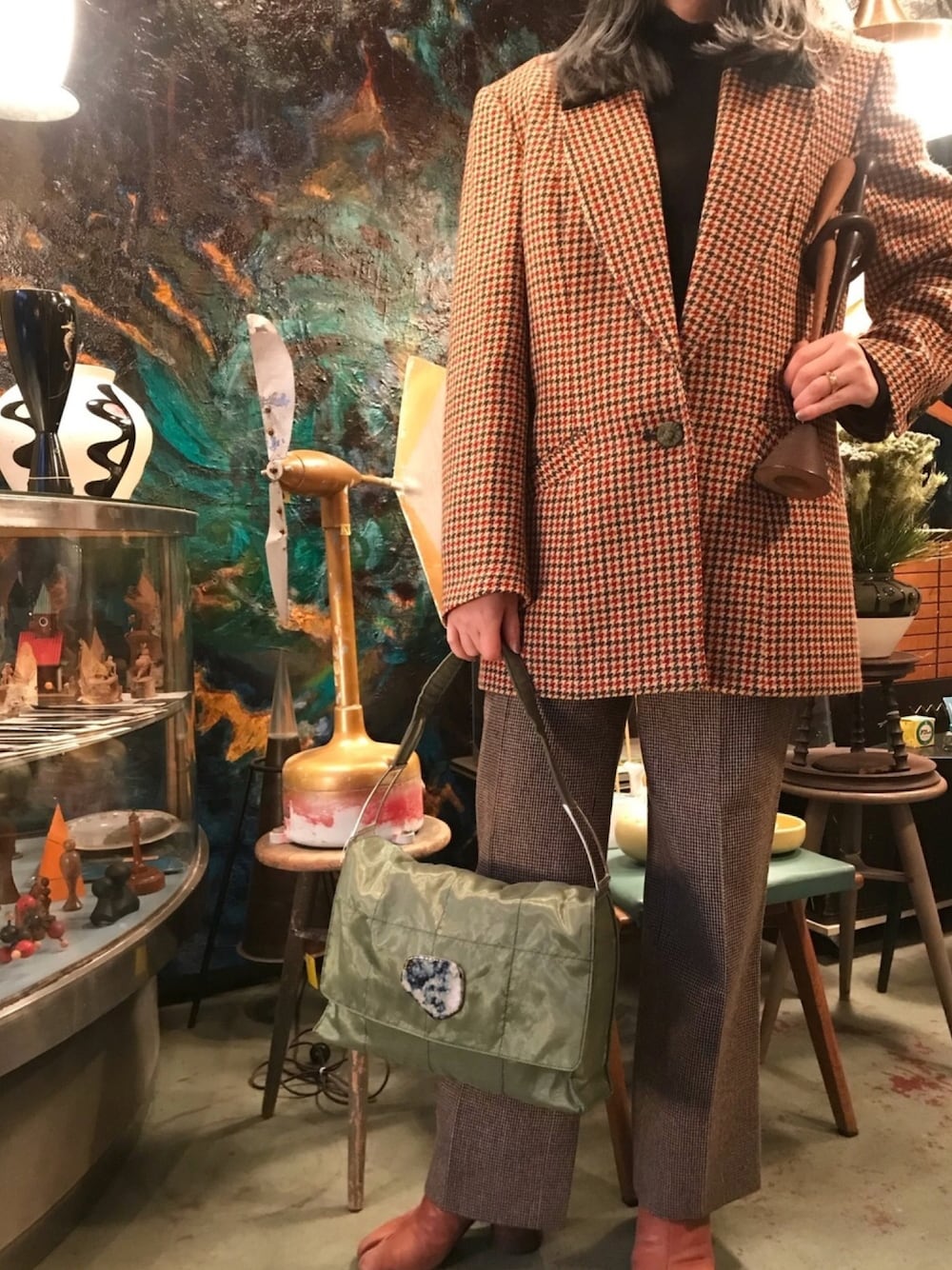 「ブラウン色に染まれ、カジュアルコーデ、パンツスタイル、オトナカジュアル、ブラウン、ジャケット、チェック、パンツ、古着、ジャケットスタイル」｜「TOOn.(トーン)のアイテム（ジャケット/アウター、ブラウン系）」を使った、ら きさん（レディース・159cm）の冬コーディネートの1枚目の写真