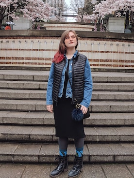 「Eddie Bauer（エディーバウアー）のアイテム（ダウンベスト）」を使った、idahoさん（レディース・170cm）の春コーディネート