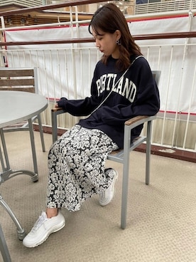 「CPCM」｜「アイテム（スウェット）」を使った、rinaさん（レディース・158cm）の冬コーディネート