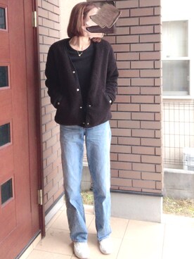 「UNIQLO（ユニクロ）のハイライズワイドストレートジーンズ（デニムパンツ）」を使った、cononaさん（レディース・173cm）の冬コーディネート