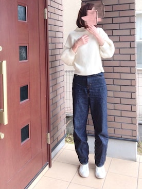 「UNIQLO（ユニクロ）のハイライズワイドストレートジーンズ（デニムパンツ）」を使った、cononaさん（レディース・173cm）の冬コーディネート