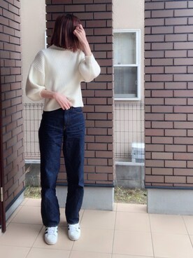 「UNIQLO（ユニクロ）のハイライズワイドストレートジーンズ（デニムパンツ）」を使った、cononaさん（レディース・173cm）の春コーディネート