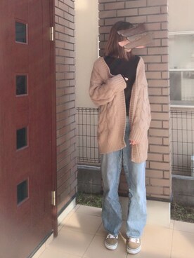 「UNIQLO（ユニクロ）のハイライズワイドストレートジーンズ（デニムパンツ）」を使った、cononaさん（レディース・173cm）の春コーディネート