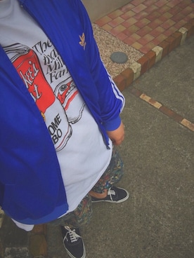 「Old adidas（オールドアディダス）のアイテム（ジャケット/アウター）」を使った、えもっちゃんさん（メンズ・172cm）の春コーディネート