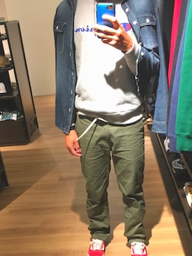 「Champion（チャンピオン）のアイテム（マウンテンパーカー）」を使った、凜さん（メンズ・176cm）の秋コーディネート