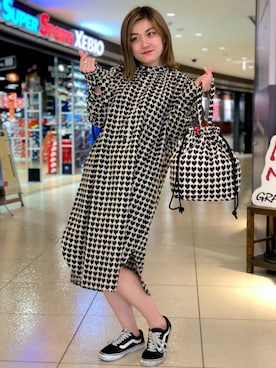 「BEAVER（ビーバー）のアイテム（リング）」を使った、リナリナ～さん（レディース・158cm）の秋コーディネート