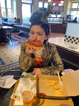 「BEAVER（ビーバー）のアイテム（リング）」を使った、リナリナ～さん（レディース・158cm）の春コーディネート