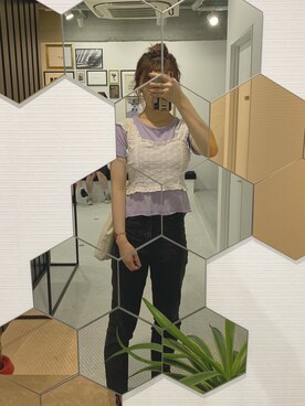 「Chico（チコ）のBackレースアップボーダーＴ（Tシャツ/カットソー、パープル系）」を使った、momoさん（レディース・159cm）の冬コーディネート