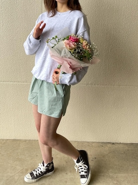 「samoyedのアイテム（スウェット、グレー系）」を使った、momoさん（レディース・159cm）の春コーディネート