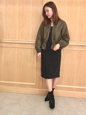 「Banner Barrett（バナーバレット）のアイテム（MA-1）」を使った、RINAさん（レディース・158cm）の秋コーディネート