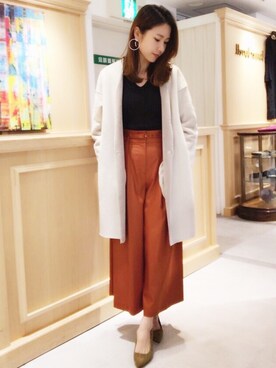 「Banner Barrett（バナーバレット）のアイテム（ムートンコート）」を使った、RINAさん（レディース・158cm）の秋コーディネート
