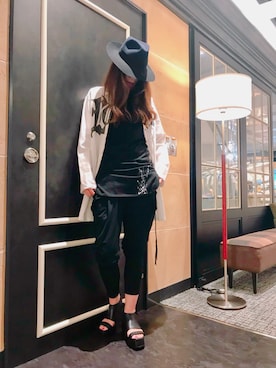 「KMRii（ケムリ）のアイテム（サンダル）」を使った、kazuyoさん（レディース・165cm）の春コーディネート