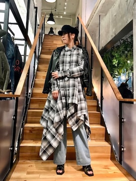 「シャツワンピ」｜「アイテム（ライダースジャケット）」を使った、kazuyoさん（レディース・165cm）の冬コーディネート