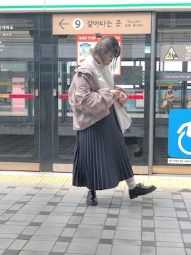 「apres jour（アプレジュール）のアイテム（マウンテンパーカー）」を使った、かみさらさん（レディース・161cm）の春コーディネート
