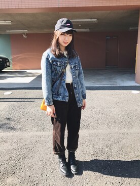 「切りっぱなし」｜「アイテム（キャップ）」を使った、REINAさん（レディース・161cm）の秋コーディネート