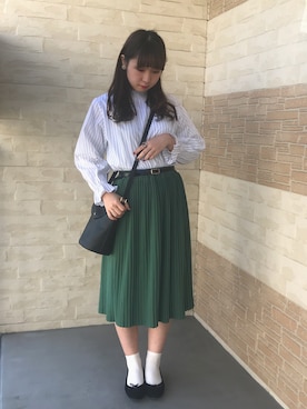 「E hyphen world gallery（イーハイフンワールドギャラリー）のアイテム（スカート）」を使った、REINAさん（レディース・162cm）の冬コーディネート