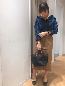 「AMERICAN HOLIC（アメリカンホリック）のアイテム（ピアス（両耳用））」を使った、REINAさん（レディース・162cm）の秋コーディネート