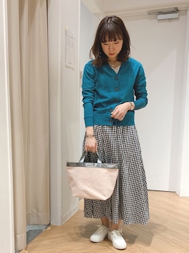 「AMERICAN HOLIC（アメリカンホリック）のアイテム（ネックレス）」を使った、REINAさん（レディース・162cm）の春コーディネート