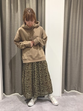 「E hyphen world gallery（イーハイフンワールドギャラリー）のアイテム（スカート）」を使った、REINAさん（レディース・162cm）の夏コーディネート