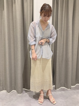 「E hyphen world gallery（イーハイフンワールドギャラリー）のアイテム（シャツ/ブラウス）」を使った、REINAさん（レディース・162cm）の夏コーディネート