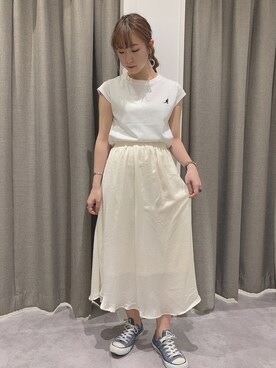 「E hyphen world gallery（イーハイフンワールドギャラリー）のアイテム（スカート）」を使った、REINAさん（レディース・162cm）の夏コーディネート
