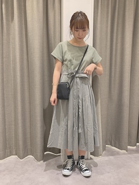 「E hyphen world gallery（イーハイフンワールドギャラリー）のアイテム（ワンピース）」を使った、REINAさん（レディース・162cm）の夏コーディネート