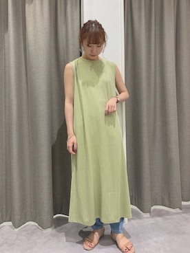 「E hyphen world gallery（イーハイフンワールドギャラリー）のアイテム（ワンピース）」を使った、REINAさん（レディース・162cm）の夏コーディネート