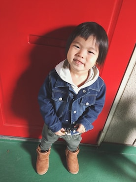 「お正月」｜「アイテム（デニムジャケット）」を使った、ohizuˊ°̮ˋさん（キッズ・100cm）の冬コーディネート