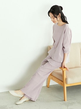 「ONIGIRI（オニギリ）のアイテム（パンツ）」を使った、COMME CA ISM OFFICIALさん（レディース・162cm）の春コーディネート