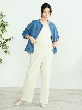 「ONIGIRI（オニギリ）のアイテム（パンツ）」を使った、COMME CA ISM OFFICIALさん（レディース・162cm）の春コーディネート