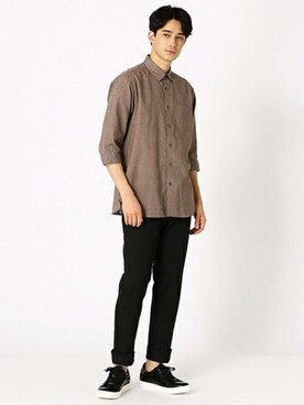 「COMME CA ISM（コムサイズム）のアイテム（スラックス）」を使った、COMME CA ISM OFFICIALさん（メンズ・180cm）の春コーディネート