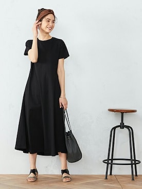 「アイテム（ヘアバンド）」を使った、COMME CA ISM OFFICIALさん（レディース・167cm）の春コーディネート