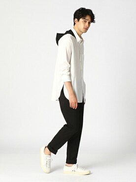 「COMME　CA COMMUNE（コムサコミューン）のアイテム（シューズ）」を使った、COMME CA ISM OFFICIALさん（メンズ・180cm）の春コーディネート