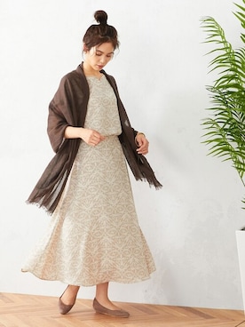 「アイテム（ストール/ショール）」を使った、COMME CA ISM OFFICIALさん（レディース・167cm）の夏コーディネート