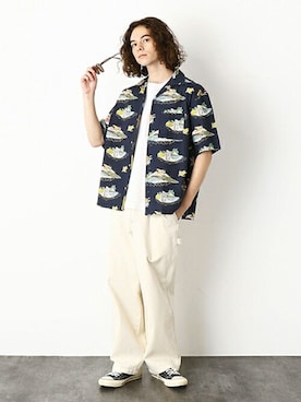 「Purple&Yellow（パープルアンドイエロー）のアイテム」を使った、COMME CA ISM OFFICIALさん（メンズ・175cm）の夏コーディネート