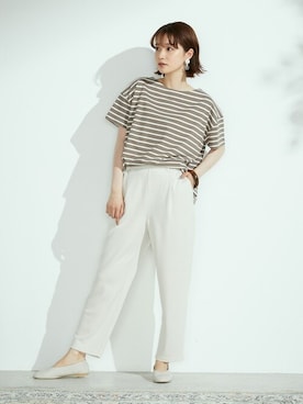 「ONIGIRI（オニギリ）のアイテム（パンツ）」を使った、COMME CA ISM OFFICIALさん（レディース・158cm）の夏コーディネート