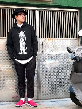 「Yohji Yamamoto（ヨウジヤマモト）のアイテム（パーカー）」を使った、Shu Han Changさん（メンズ・180cm）の春コーディネート