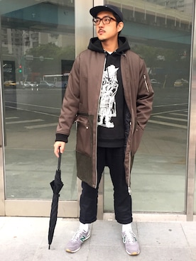 「Yohji Yamamoto（ヨウジヤマモト）のアイテム（パーカー）」を使った、Shu Han Changさん（メンズ・180cm）の春コーディネート