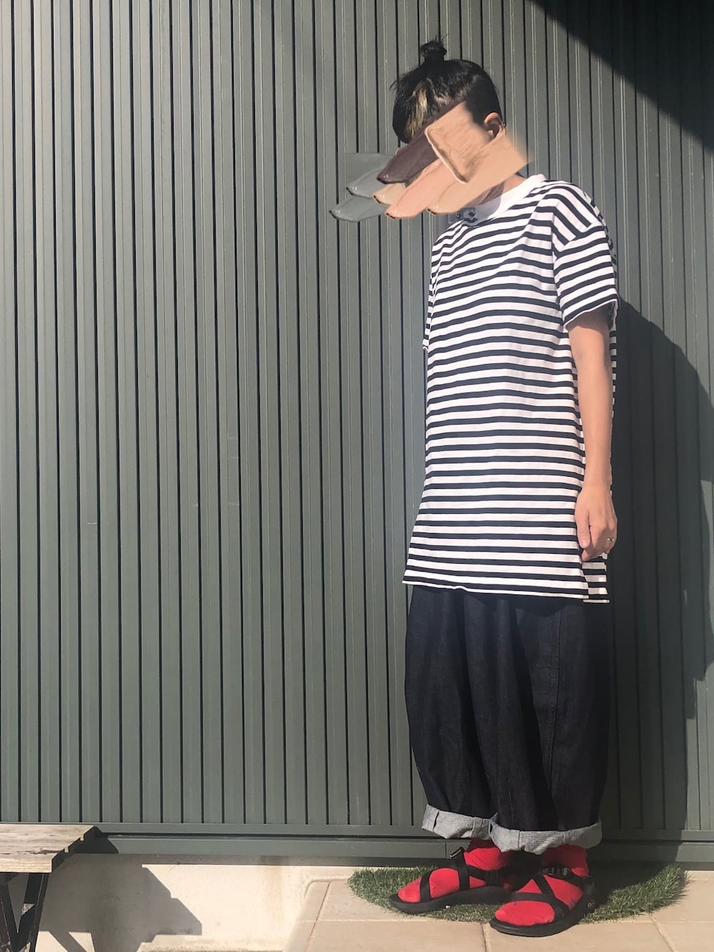 「夏、ラクチンコーデ、オーバーサイズ、サーカスパンツ、harvesty、ハーベスティ、無印良品、ボーダー、サンダル、赤い靴下」｜「無印良品のアイテム（チュニック、その他）」を使った、coccon◡̈*さん（レディース・157cm）の春コーディネートの1枚目の写真