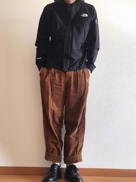 「THE NORTH FACE（ザノースフェイス）のザ・ノース・フェイス　メンズゴアテックスマウンテンレインパーカー　/　オールマウンテンジャケット（マウンテンパーカー）」を使った、あやすけさん（メンズ・176cm）の秋コーディネート