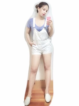 「NICE CLAUP（ナイスクラップ）のアイテム（サロペット/オーバーオール）」を使った、Móさん（レディース・162cm）の秋コーディネート