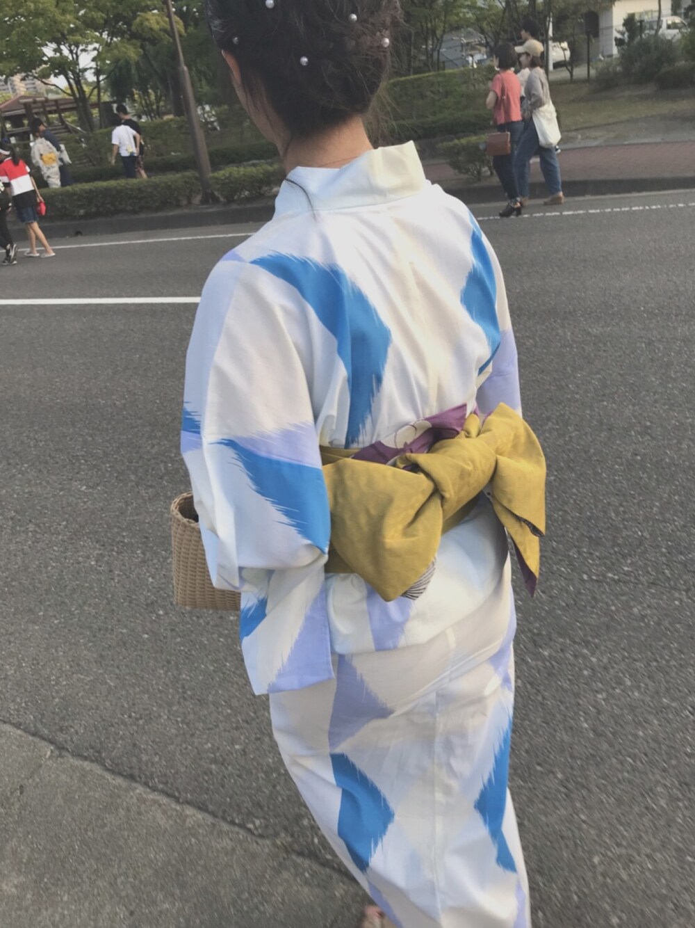 「ゆかたヘアアレンジ、ゆかた、花火大会」｜「yukataのアイテム（浴衣、ブルー系）」を使った、®️さん（レディース・157cm）の秋コーディネートの1枚目の写真