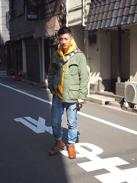 「PULL&BEAR（プルアンドベア）のアイテム（その他アウター）」を使った、Wu Zhengさん（メンズ・170cm）の春コーディネート